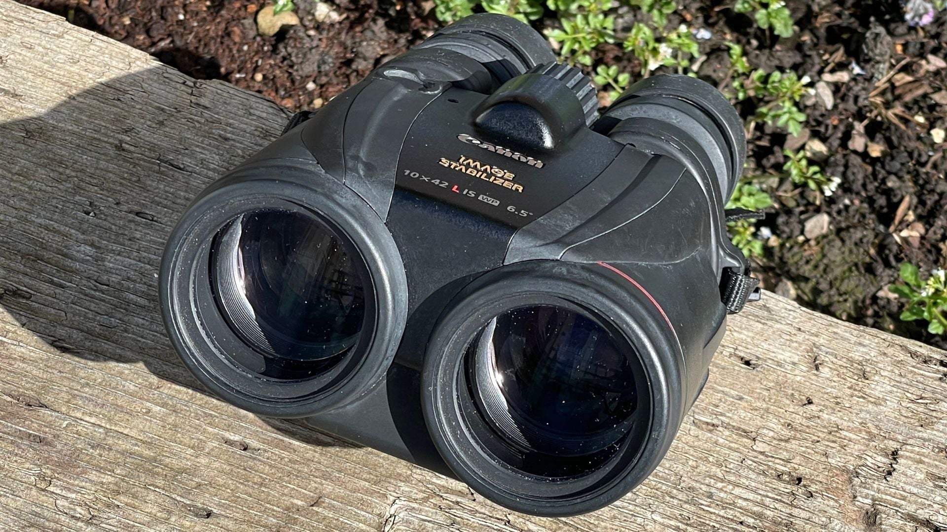 The best image-stabilized binoculars