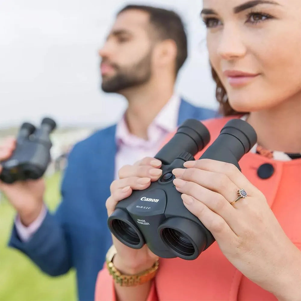 Canon 10X30 IS II Binocular