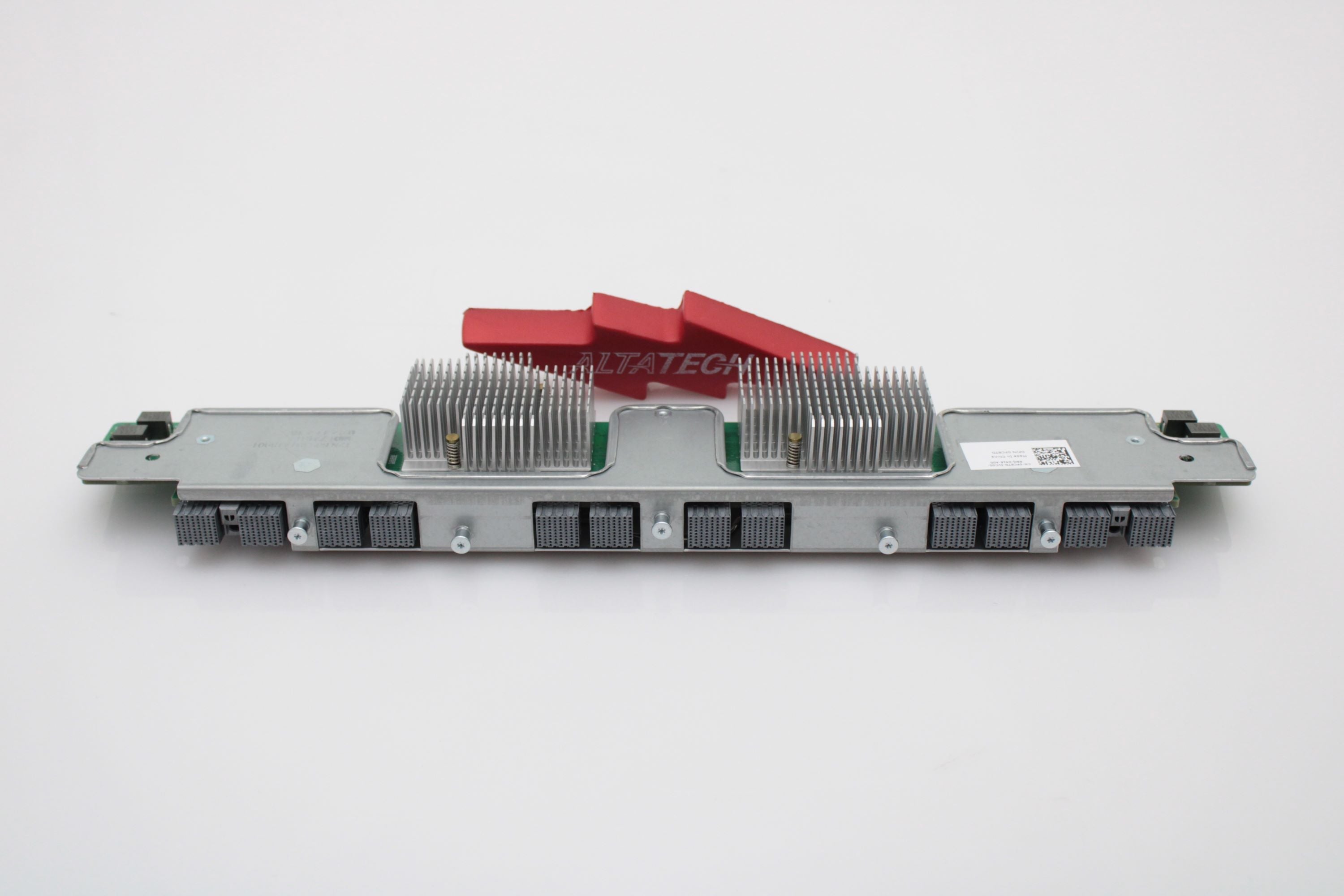 Dell 3M0XD BACKPLANE BOARD NVME 2.5X24 R7425 KIT  * without cables *