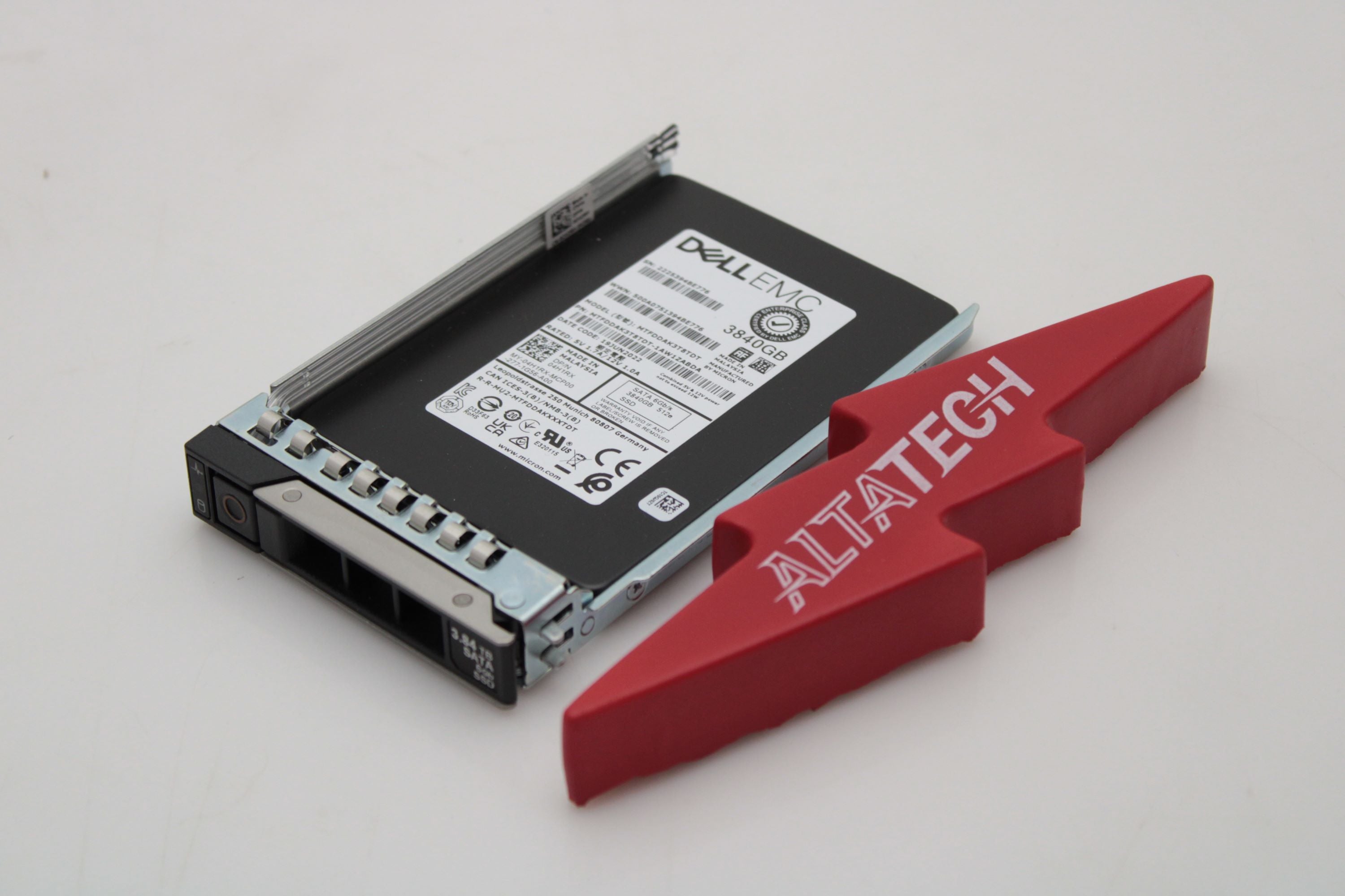 Dell 4H1RX_NEW 3.84TB SSD SATA 2.5 6G MTFDDAK3T8TDT-1AW16ABDA 5300 MAX
