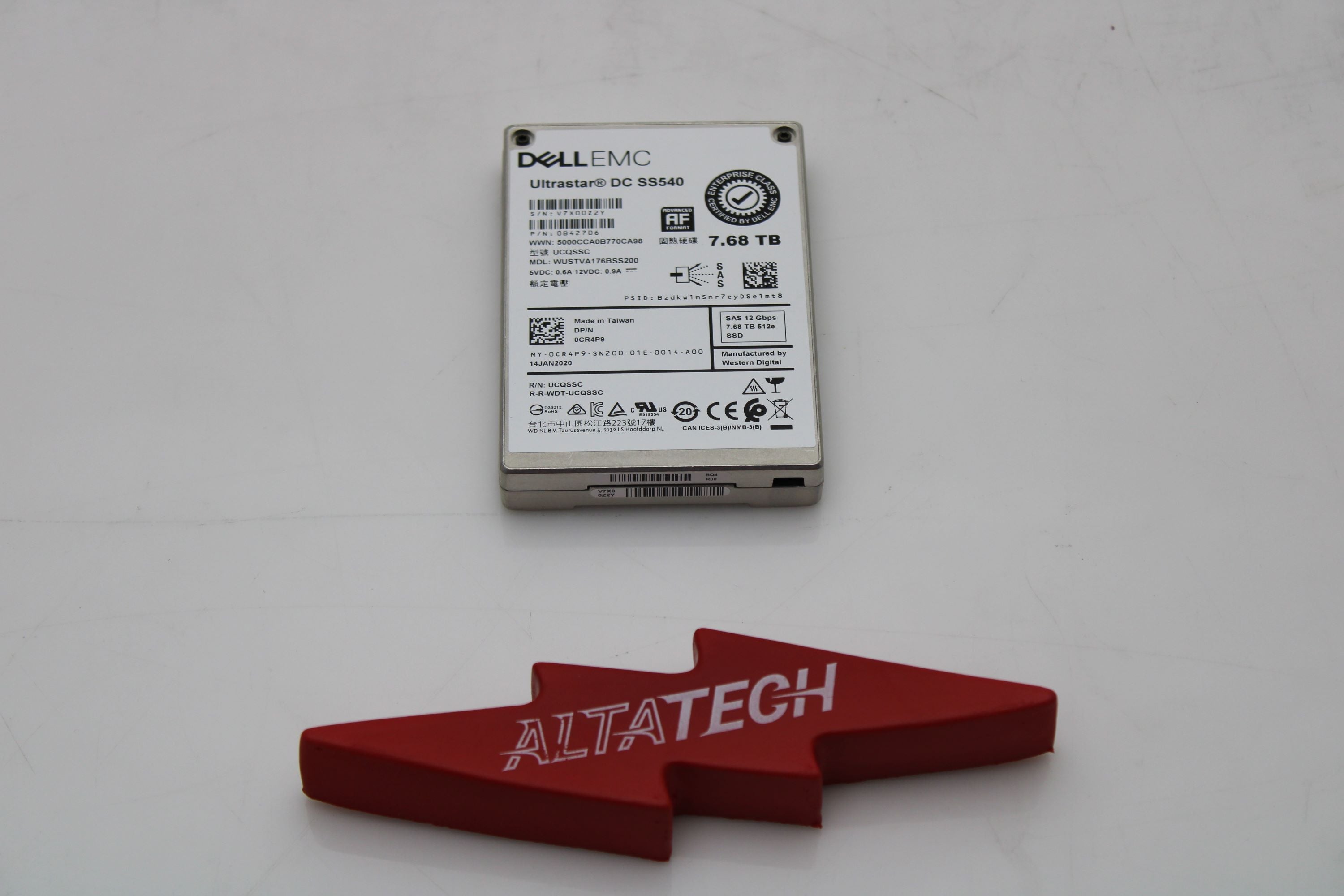 Dell CR4P9 7.68TB SSD SAS 2.5 12G RI