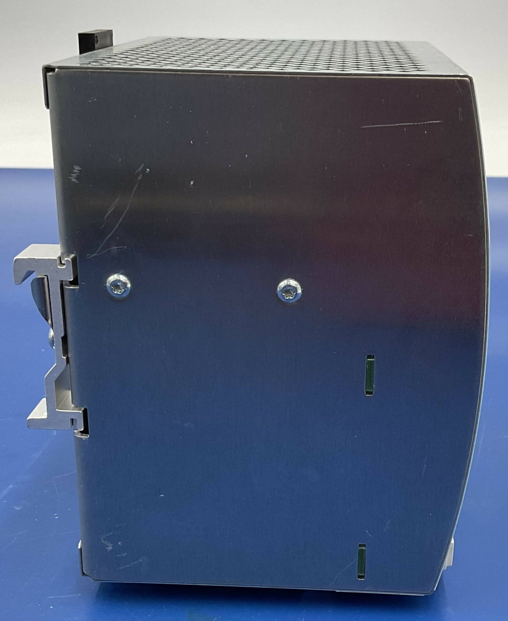 Siemens SL10-100 - DIN Rail Power Supply 24V Medical Grade Label | Alo Tech Solutions