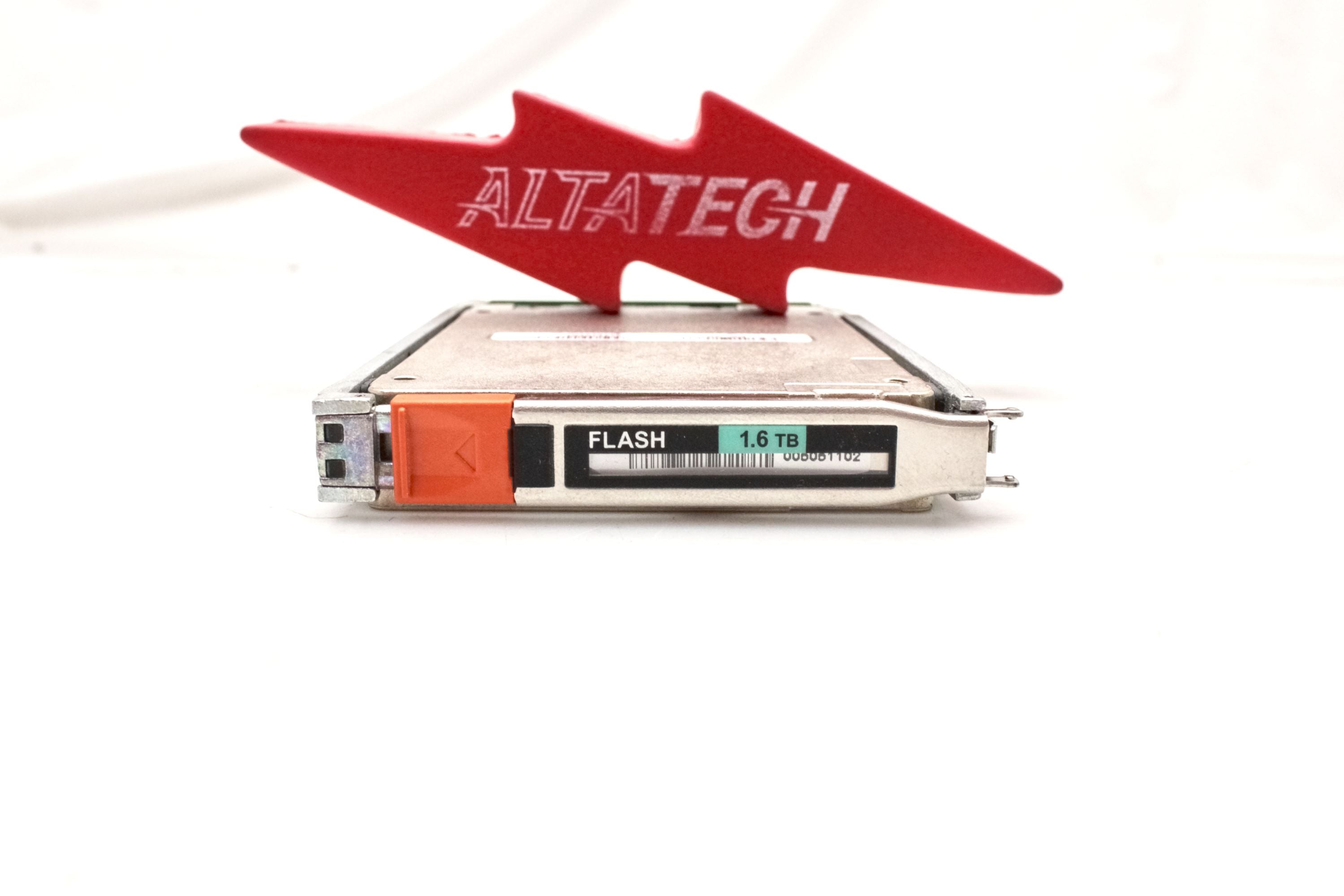 EMC 005051102 1.6TB SSD SAS 2.5 12G XTREMIO