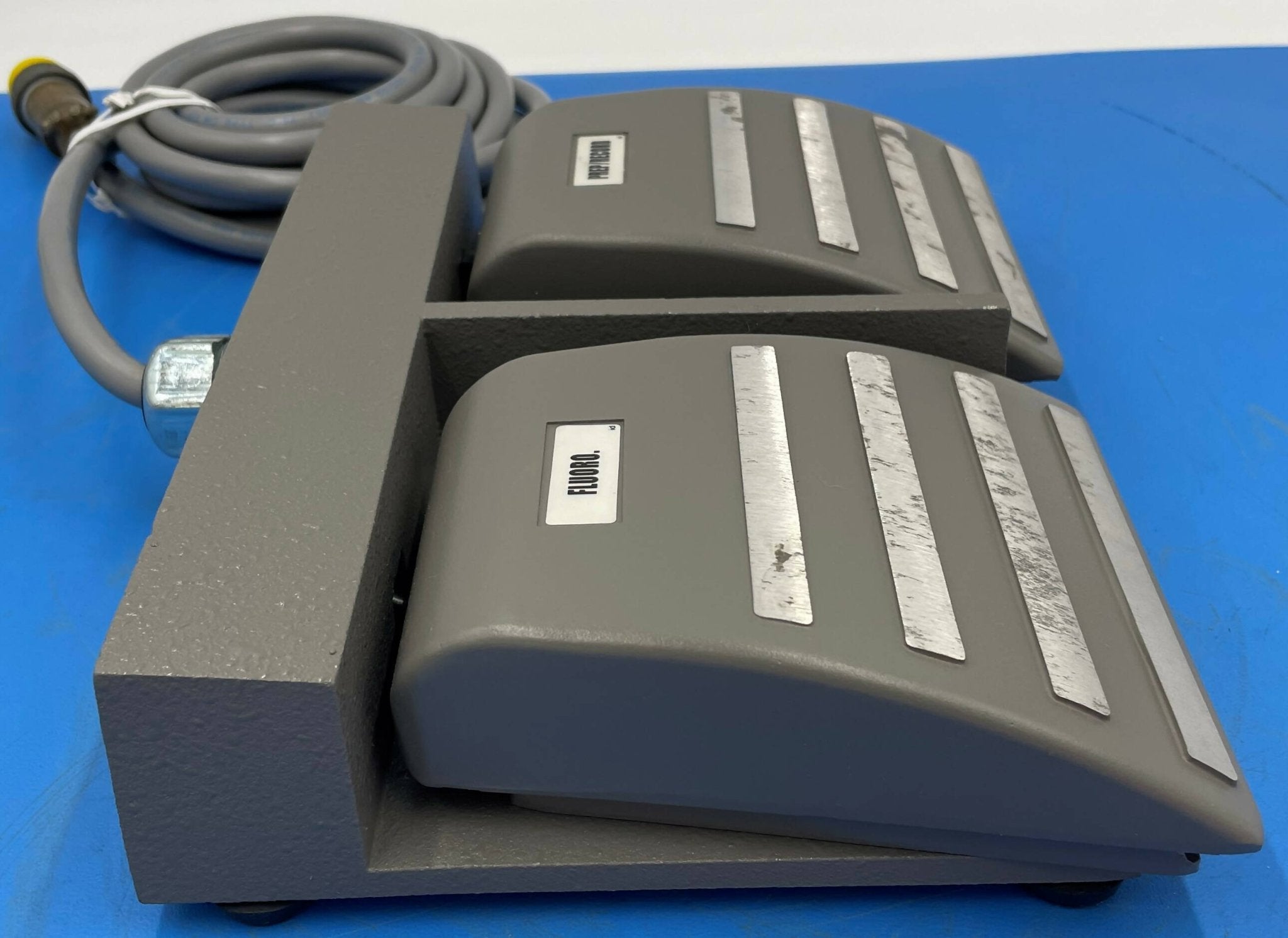 FOOT SWITCH NEW (46-197799 P5 REV. 006 GE