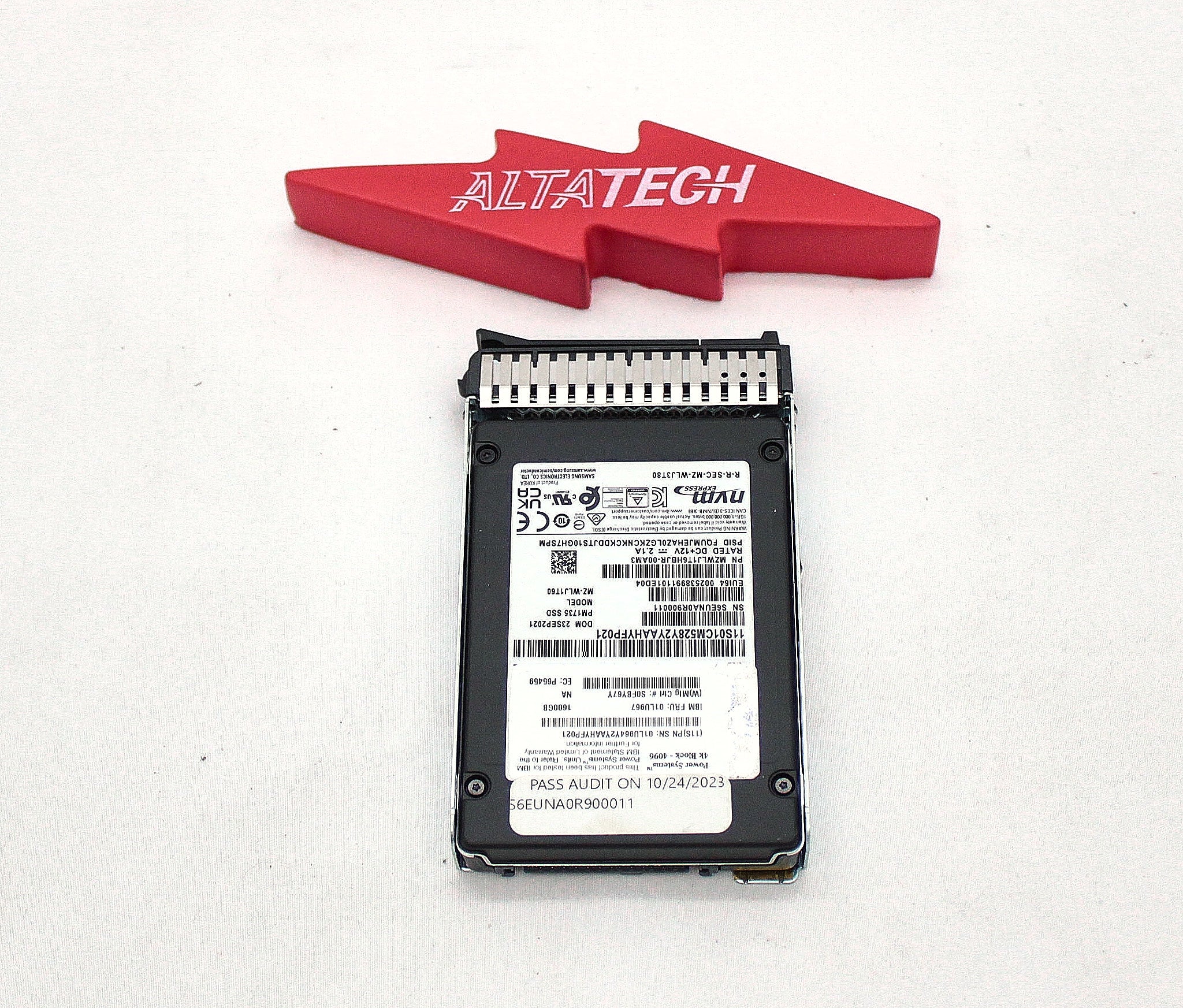 IBM 01LU967 PCIe4 1.6 TB Enterprise SSD NVMe U.2 module