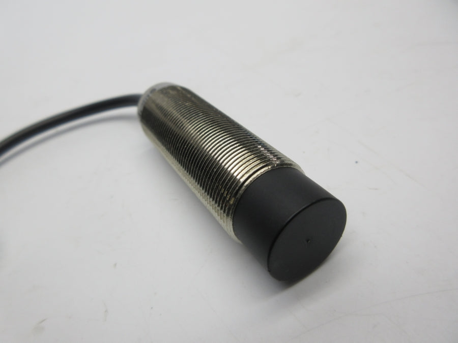 ALLEN BRADLEY 872C-N12NP18-FD02 SER. E 10-30VDC NSNP