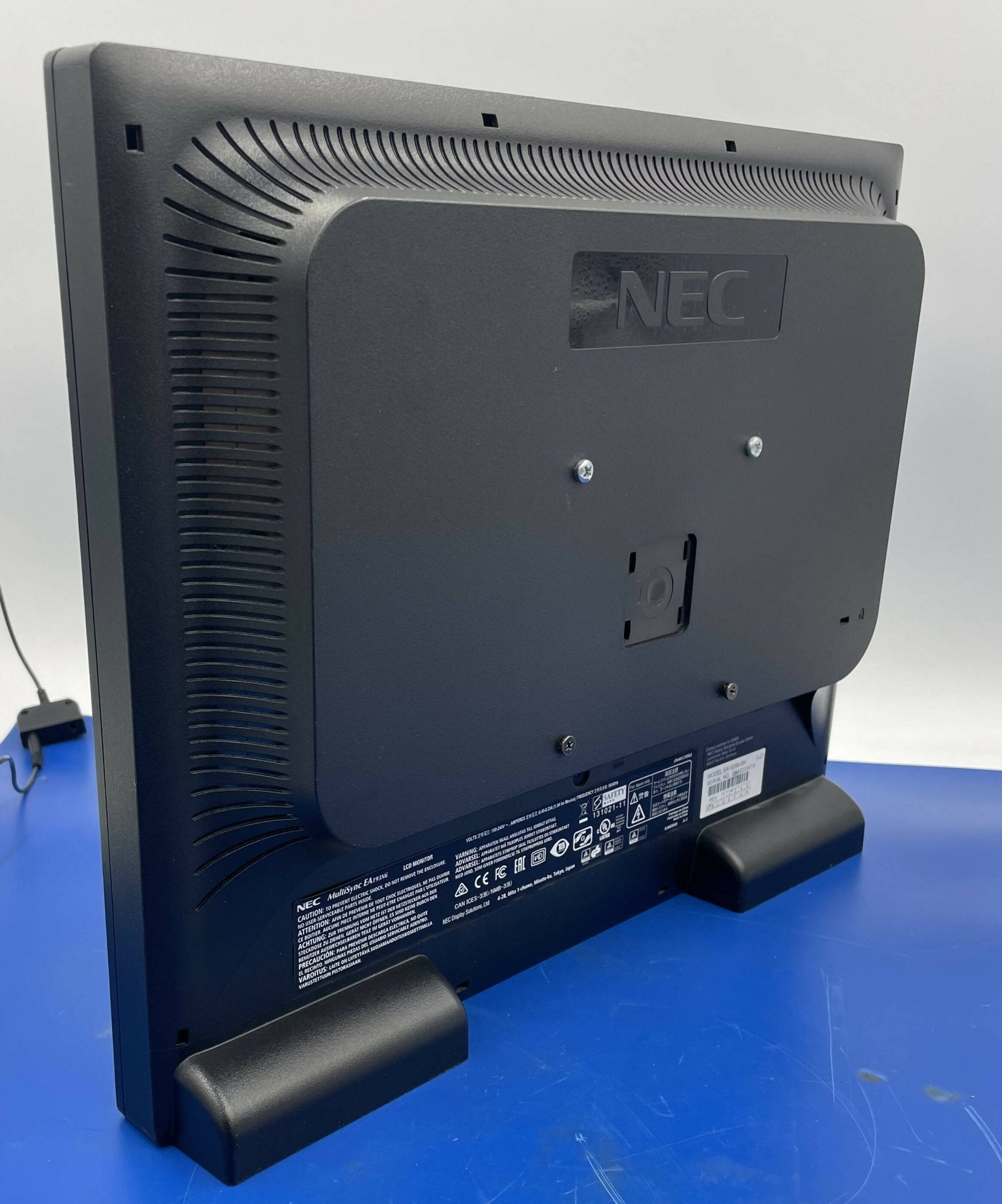LCD MONITOR. NEC MULTISYNC EA193Mi (EA193Mi-BK (L193QJ NEC/SIEMENS