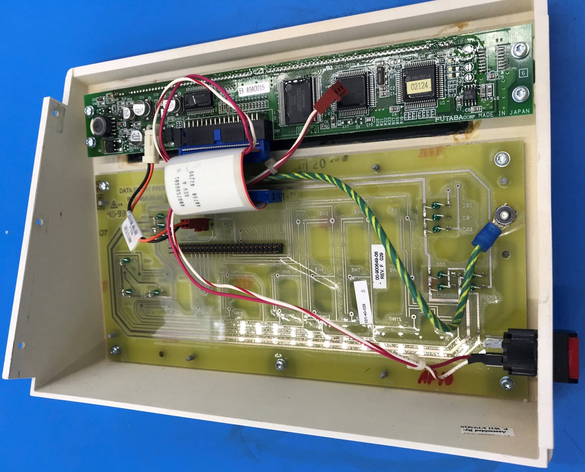 Left Control Panel W/Display Board (00-876312-05/00-900649-06 OEC 9600