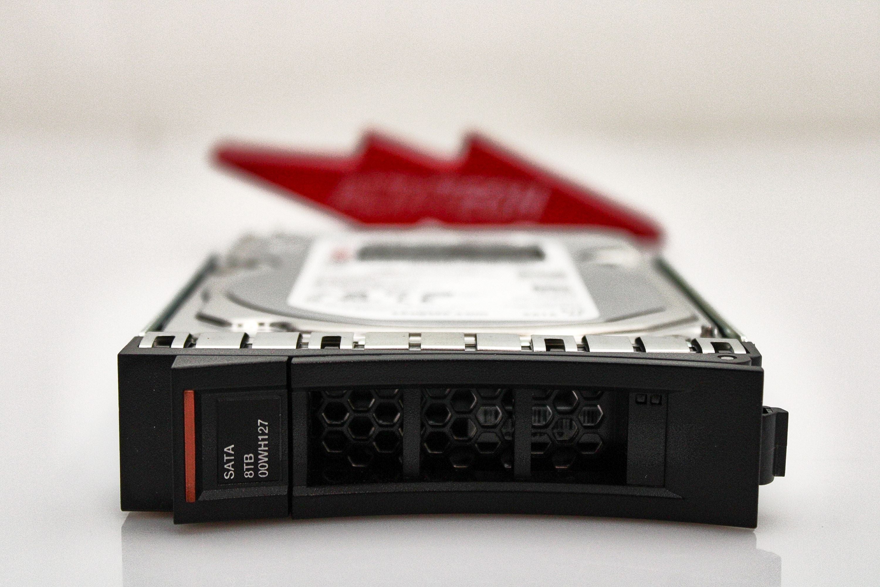 Lenovo 00WH127 LENOVO 8 TB 3.5" NL-SATA G2HS 512E