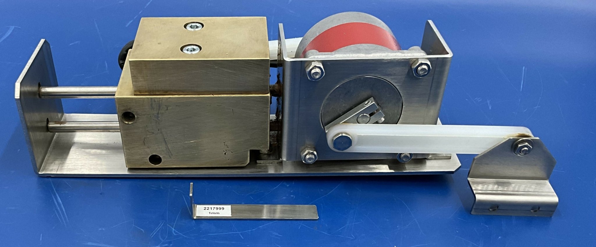 Motor And Counterweight Left Hand (2203332 GE