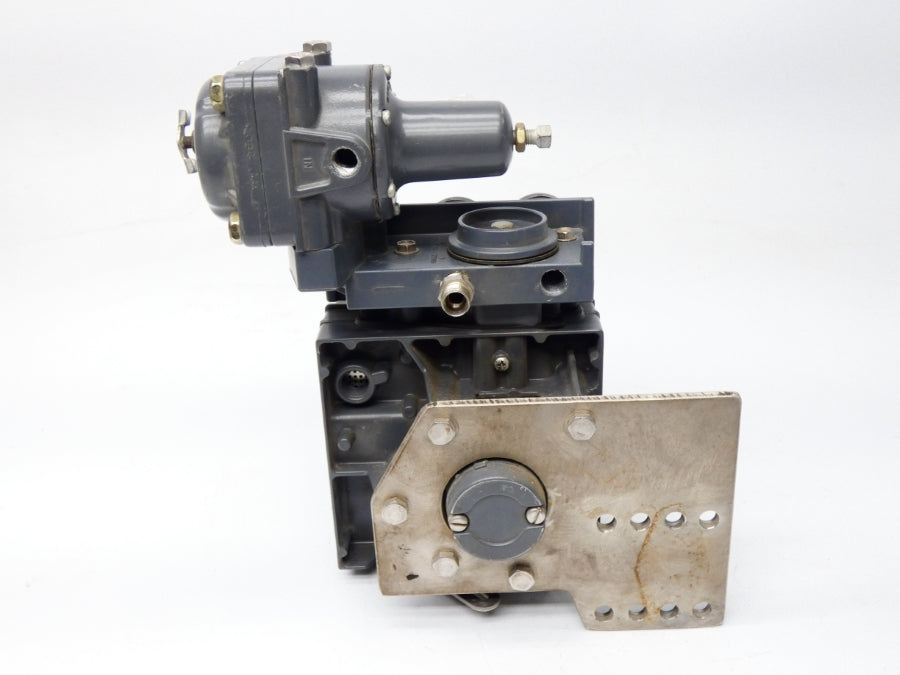 FISHER FS3582-1-A 3-15PSI (AS PICTURED) UNMP