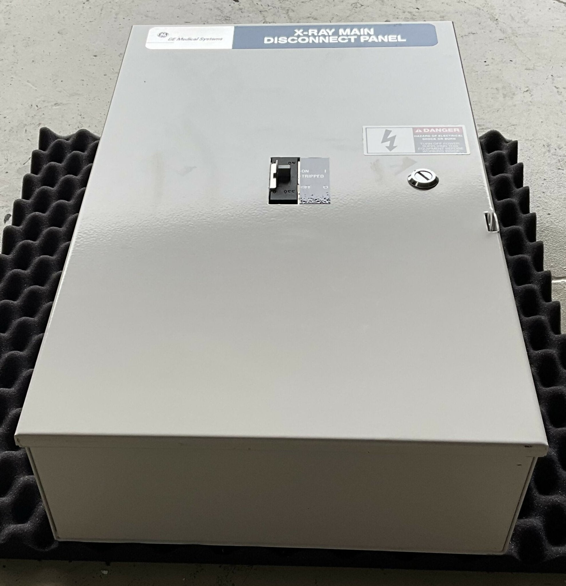NEW X-RAY MAIN DISCONNECT PANEL 110A (R4502JD GE