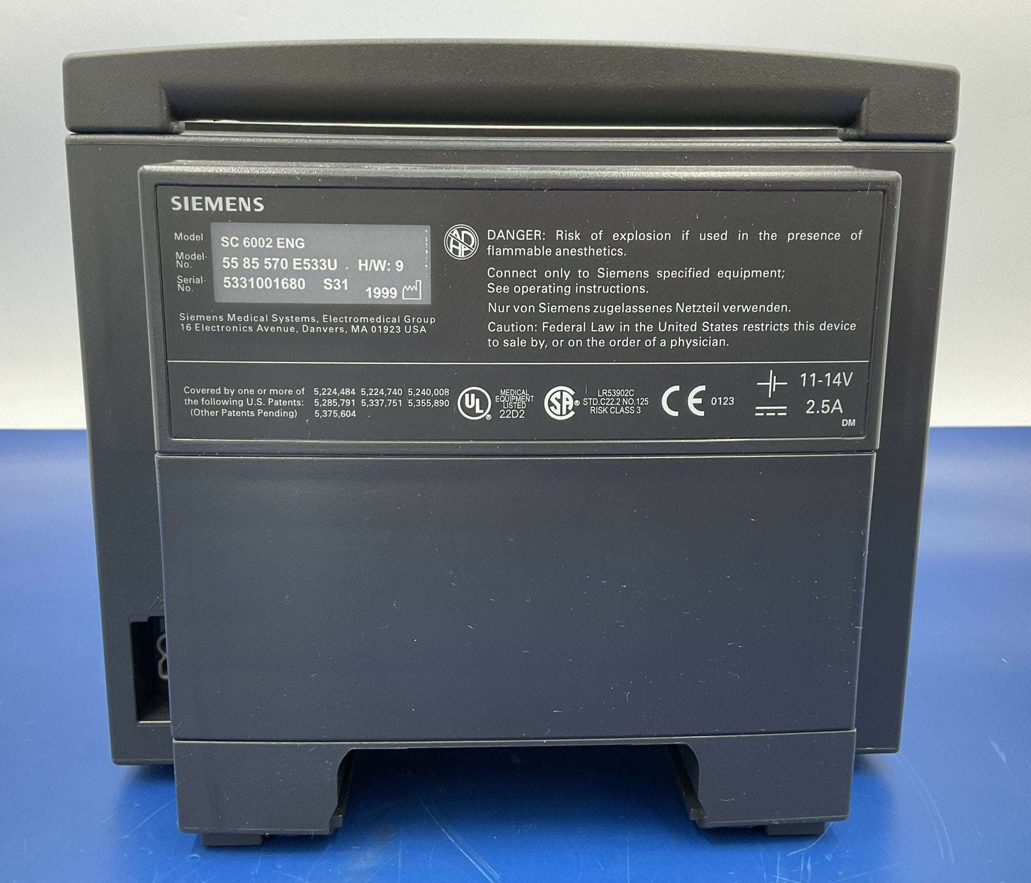 PATIENT MONITOR (5585570/SC 2006ENG) SIEMENS
