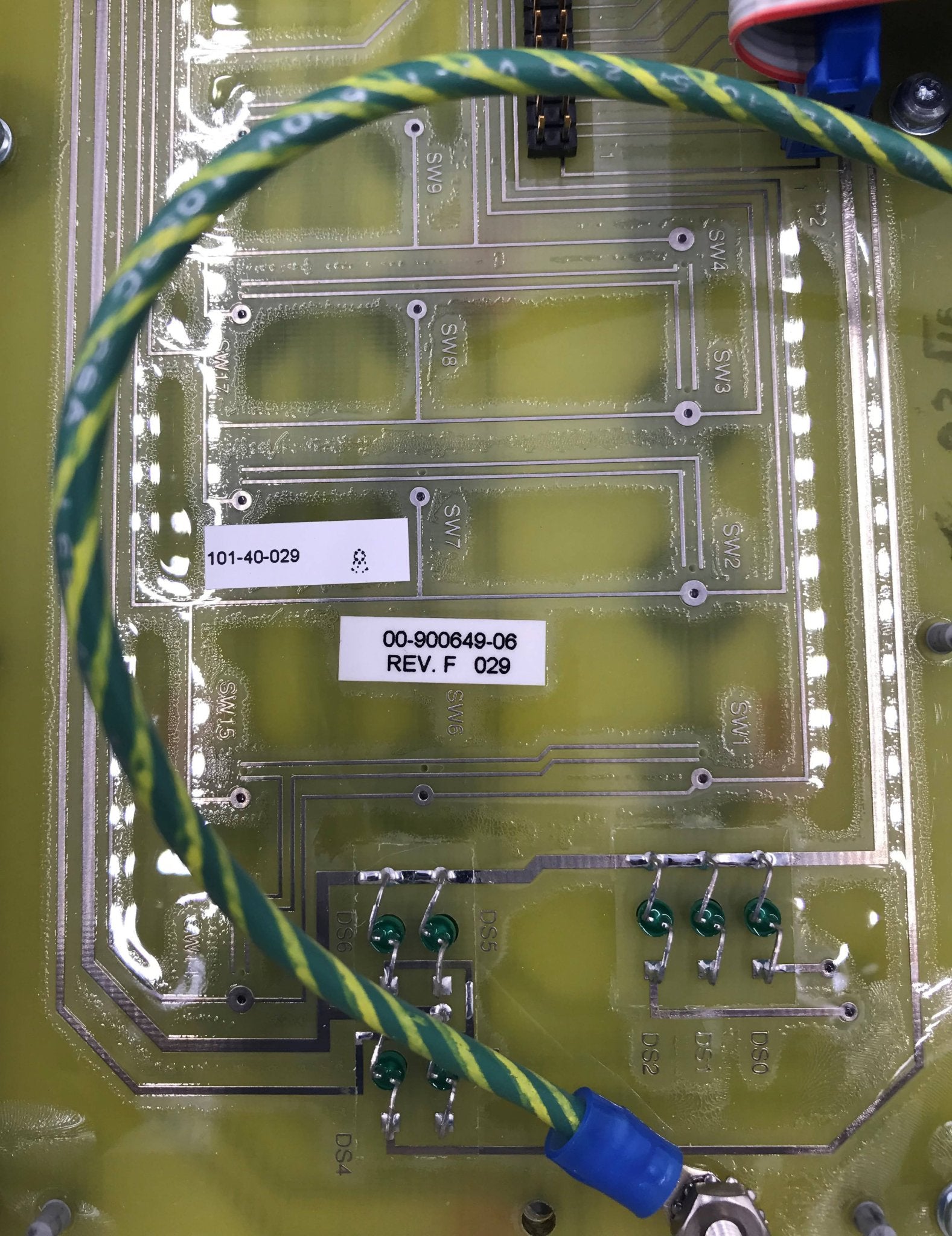 Right Control Panel W/Display Board (00-879312-05/00-900649-06 OEC 9600