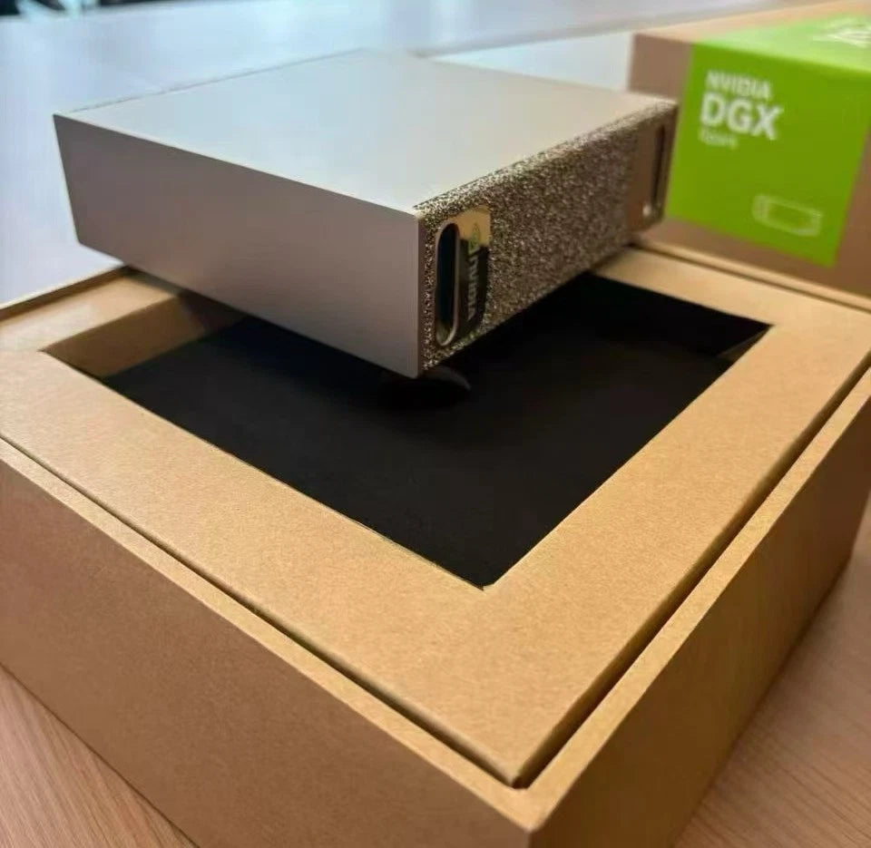 NVIDIA DGX Spark Desktop AI Supercomputer – 128 GB RAM / Up to 4 TB NVM