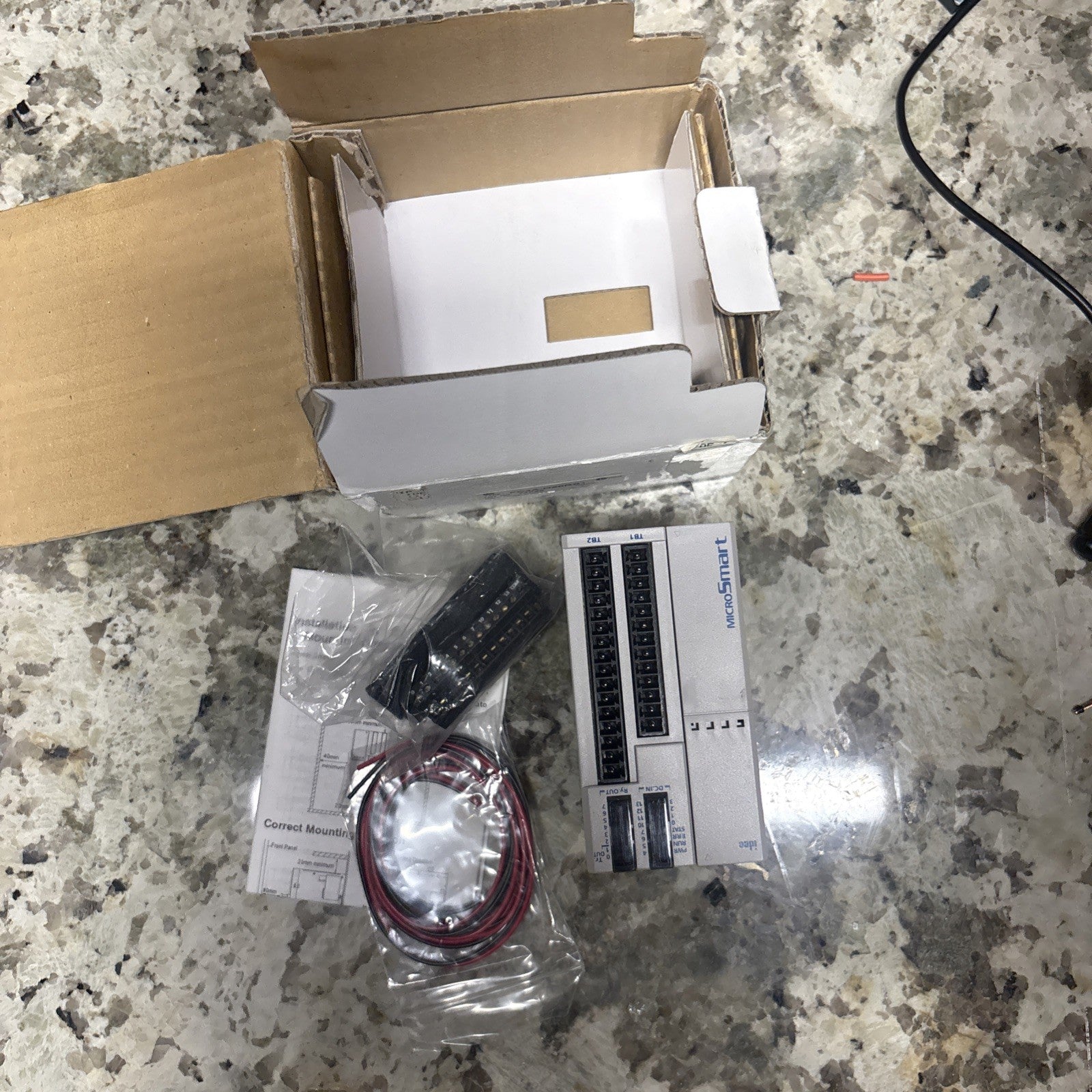 IDEC FC4A-D20RS1 MicroSmart programmable logic controller marine store spares|277296990689