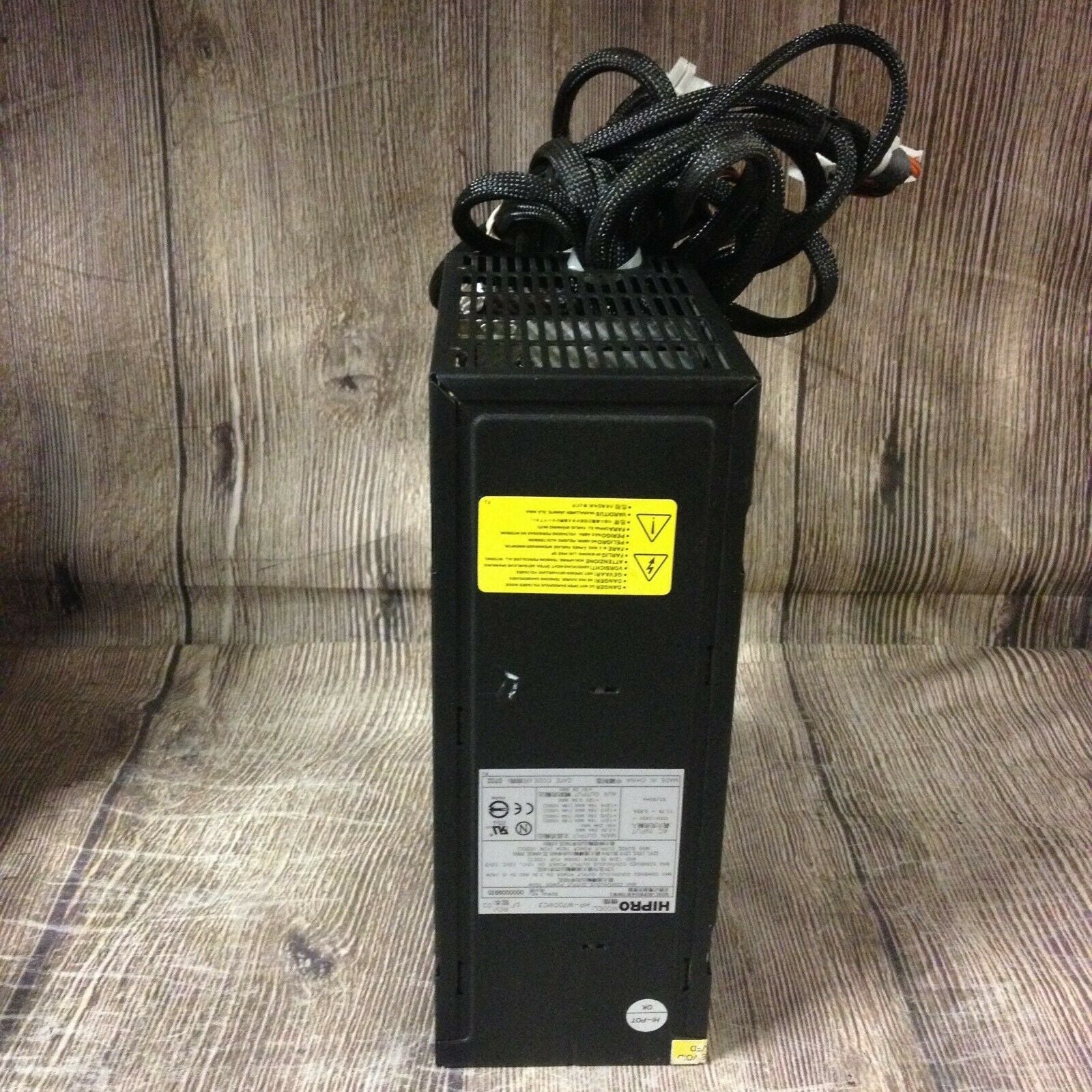 HIPRO HP-W700WC3 Power Supply 700W Fuente - AloinfoUSA