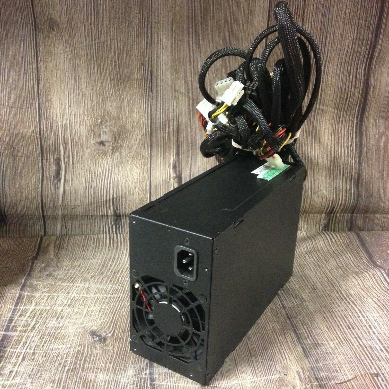 HIPRO HP-W700WC3 Power Supply 700W Fuente - AloinfoUSA